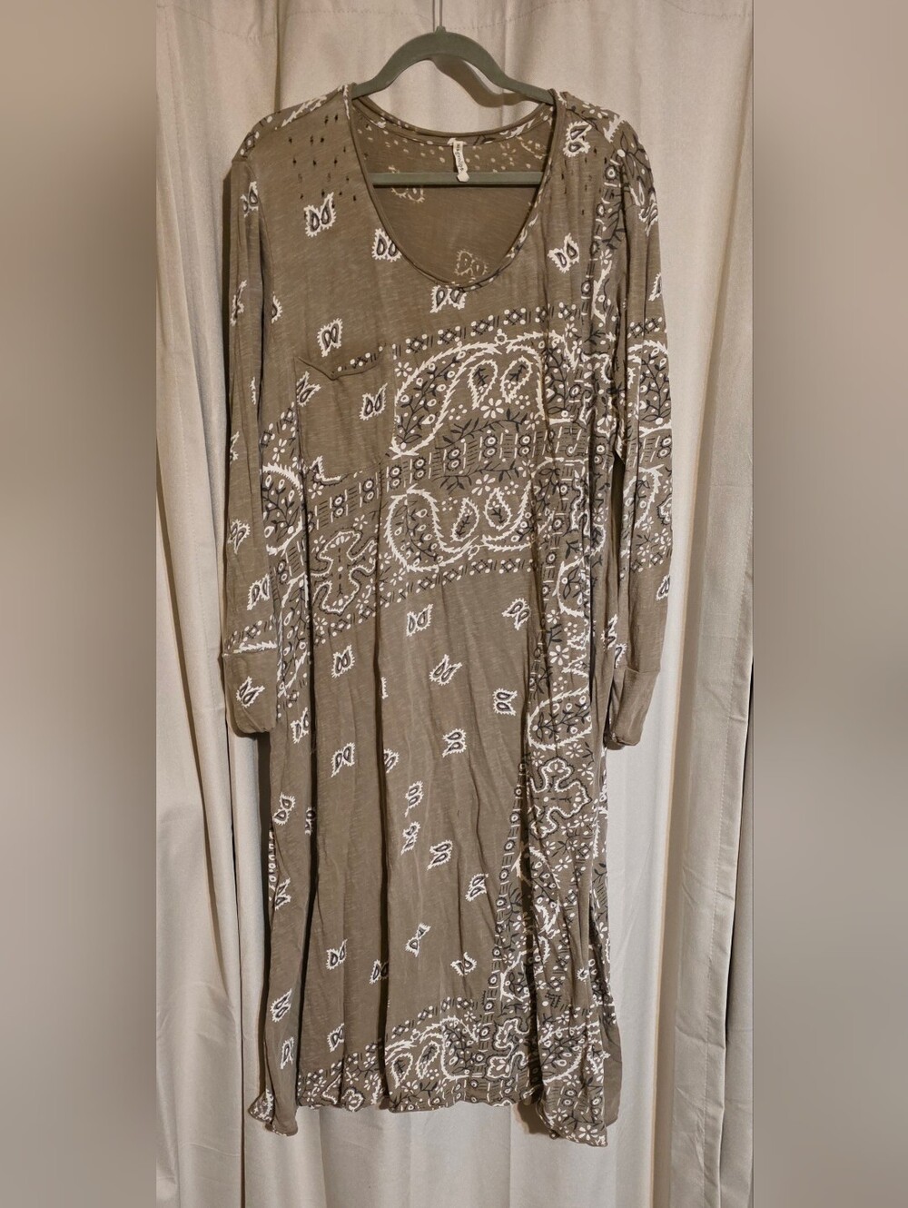 Magnolia Pearl Taupe Bandana Print Long Tee Dress